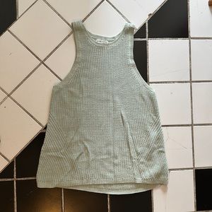 Sleeveless sweater. 1X